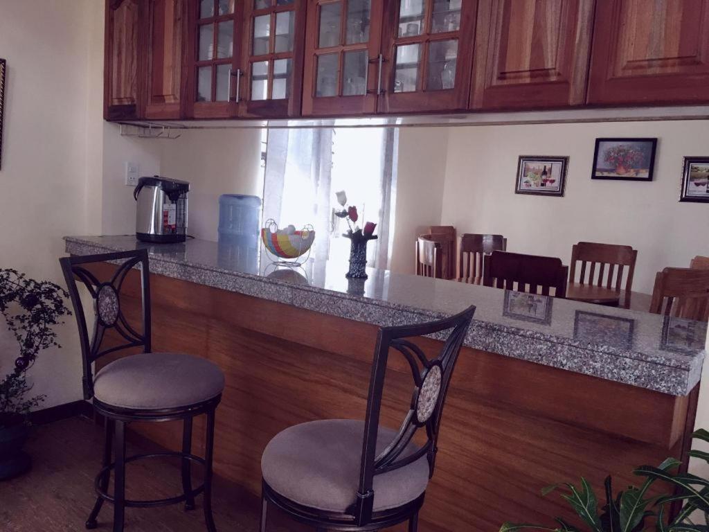 Hillside Villa Баско Экстерьер фото